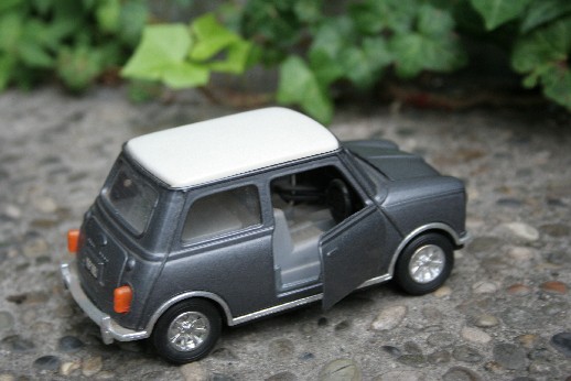 miniminicar.jpg